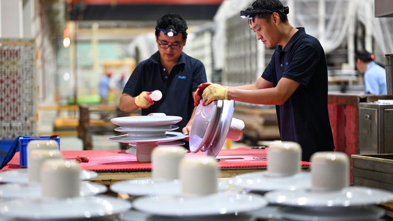 Kitajski industrijski dobički dosegli najhitrejšo rast v skoraj dveh letih, vendar povpraševanje ostaja šibko
