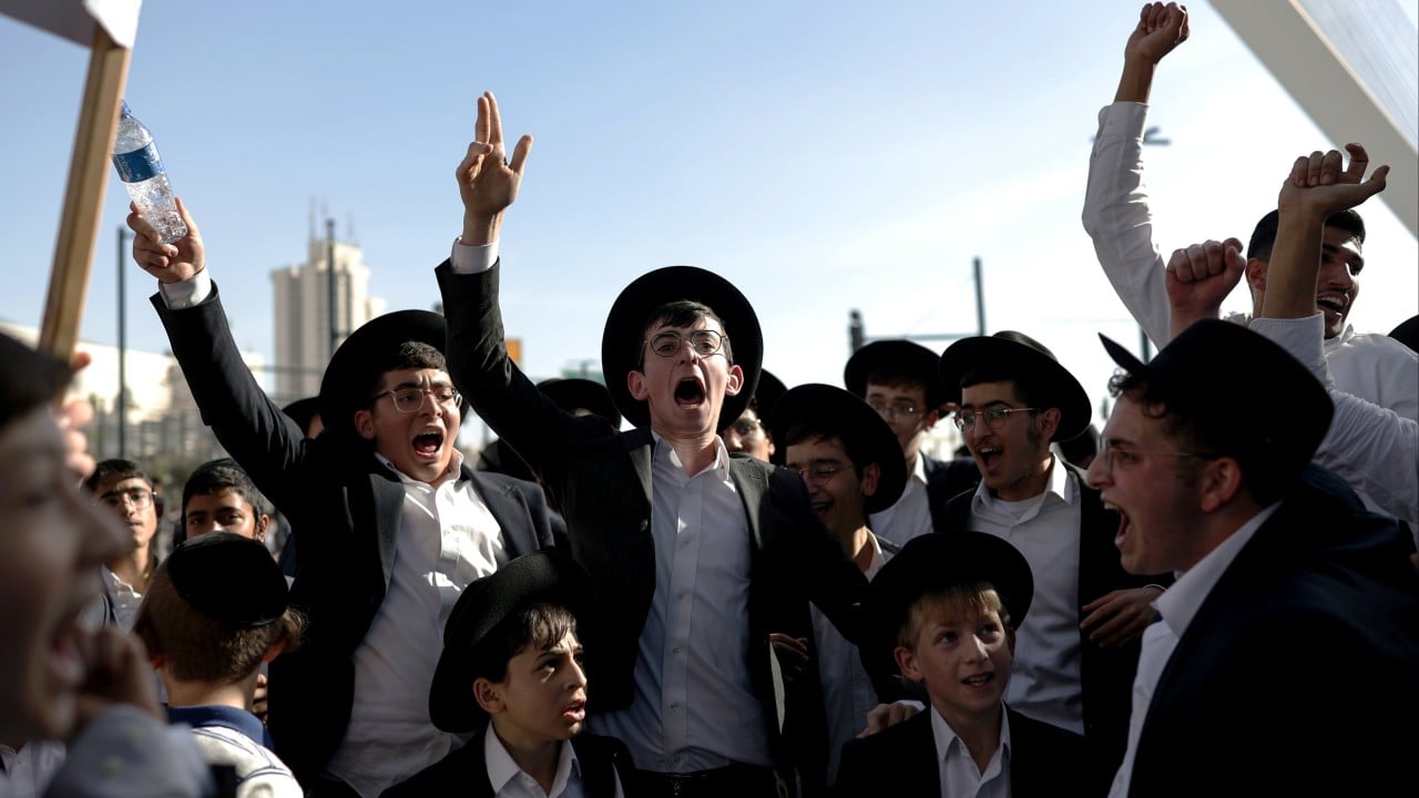 ‘Better to go to prison’: Israeli ultra-Orthodox rally against army service