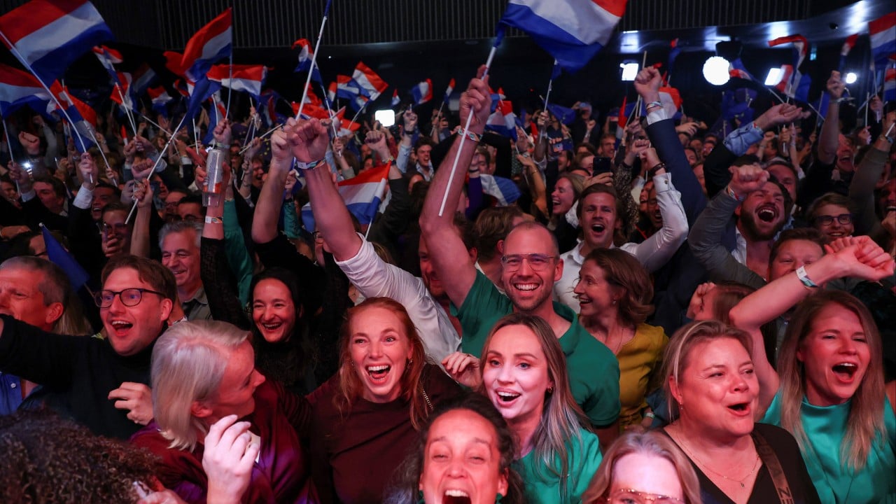 Dutch election a nail-biter with far-right and centrists neck-and-neck