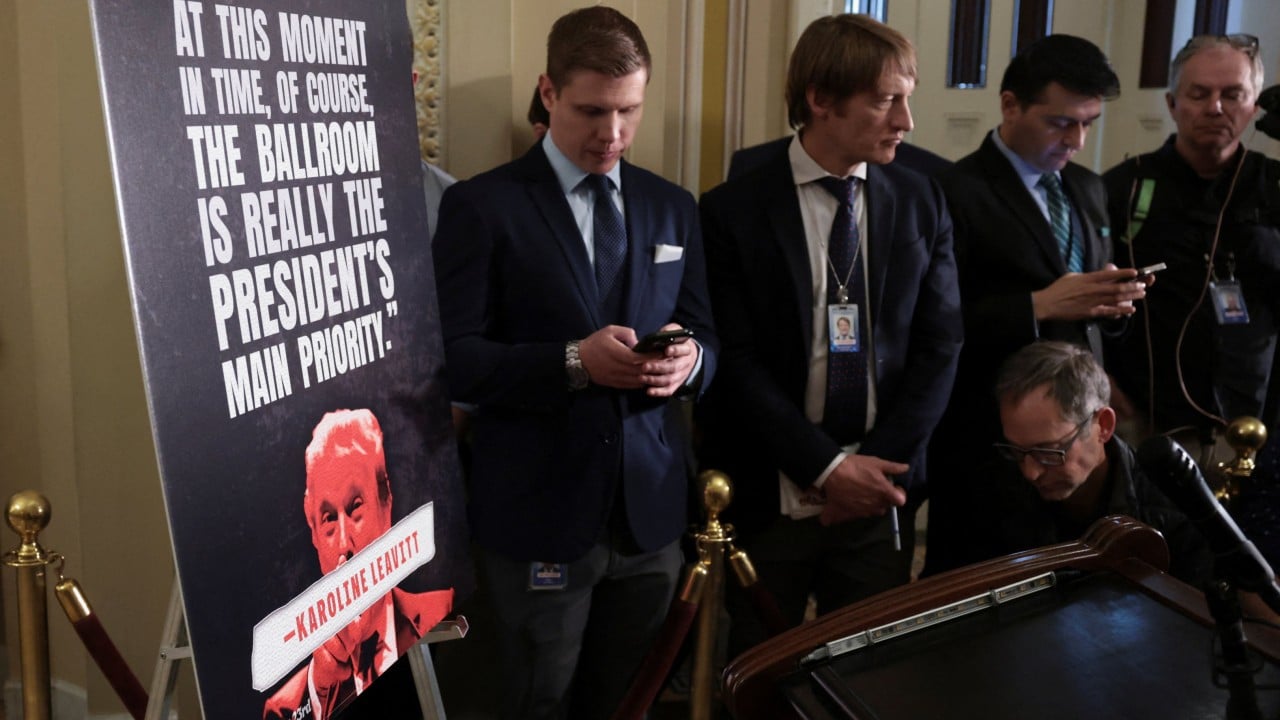 Trumpova administracija omejuje dostop novinarjem do pisarn za stike z javnostjo v Beli hiši