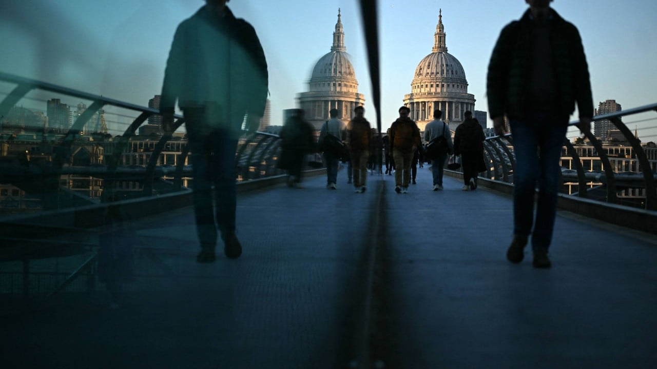 Is there as much bliss to be found in a city walk as in one in nature?