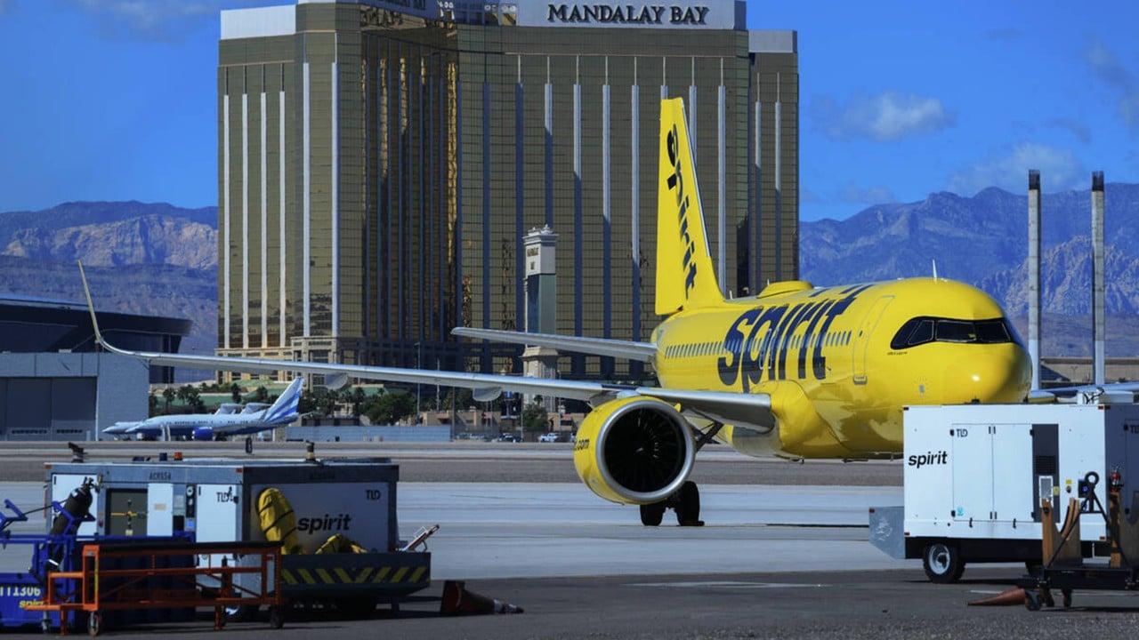 ‘Mass chaos’: shutdown may force US to close some airspace