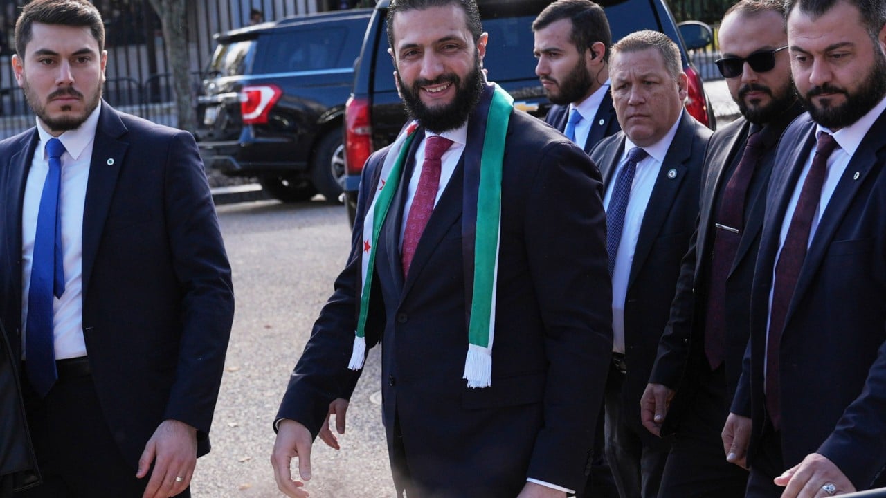 Sirski predsednik aš-Šaraa se je srečal s Trumpom v Beli hiši na zgodovinskem obisku