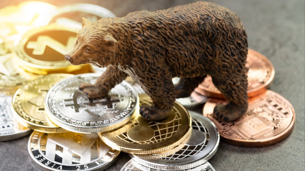 Cryptocurrency market extends slide as bitcoin falls below US$86,000