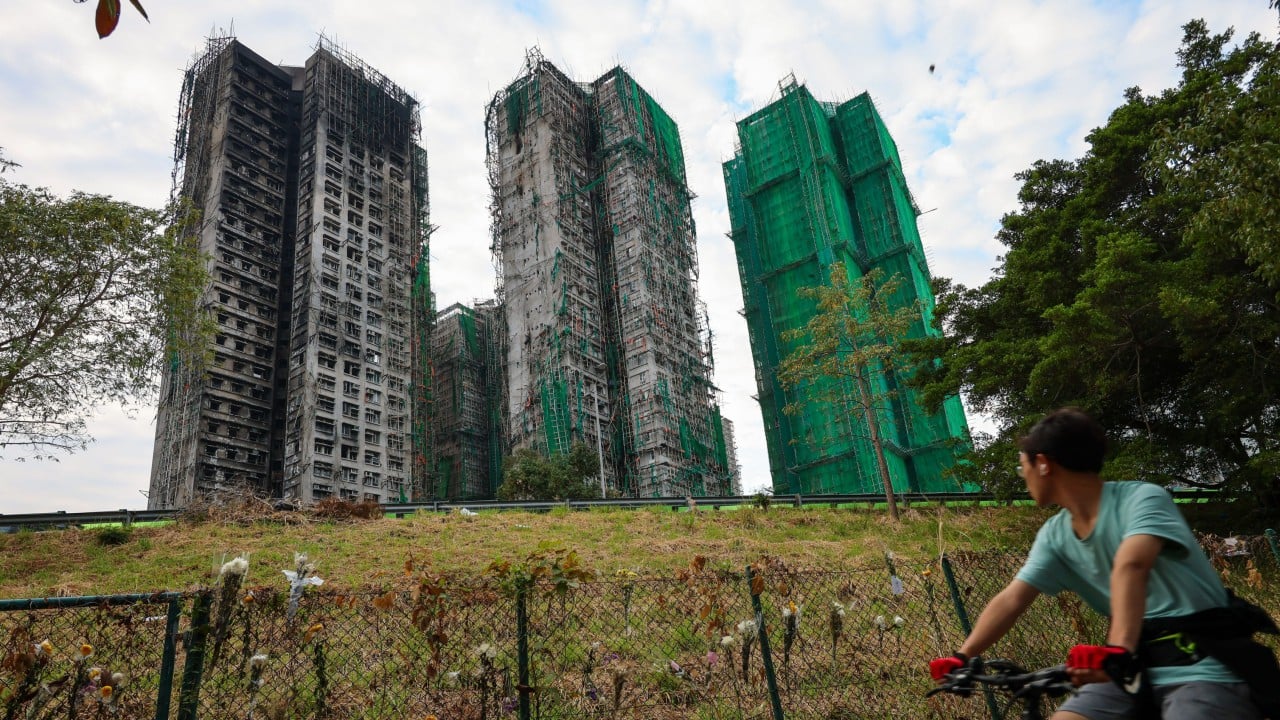 Owners’ corporation of Hong Kong estate destroyed in fire to oust contractor