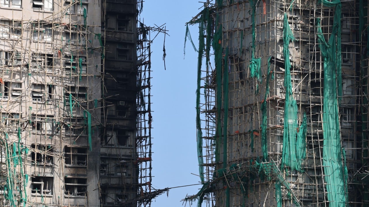 Hong Kong mandates proof, tests for fire-retardant scaffolding nets after blaze