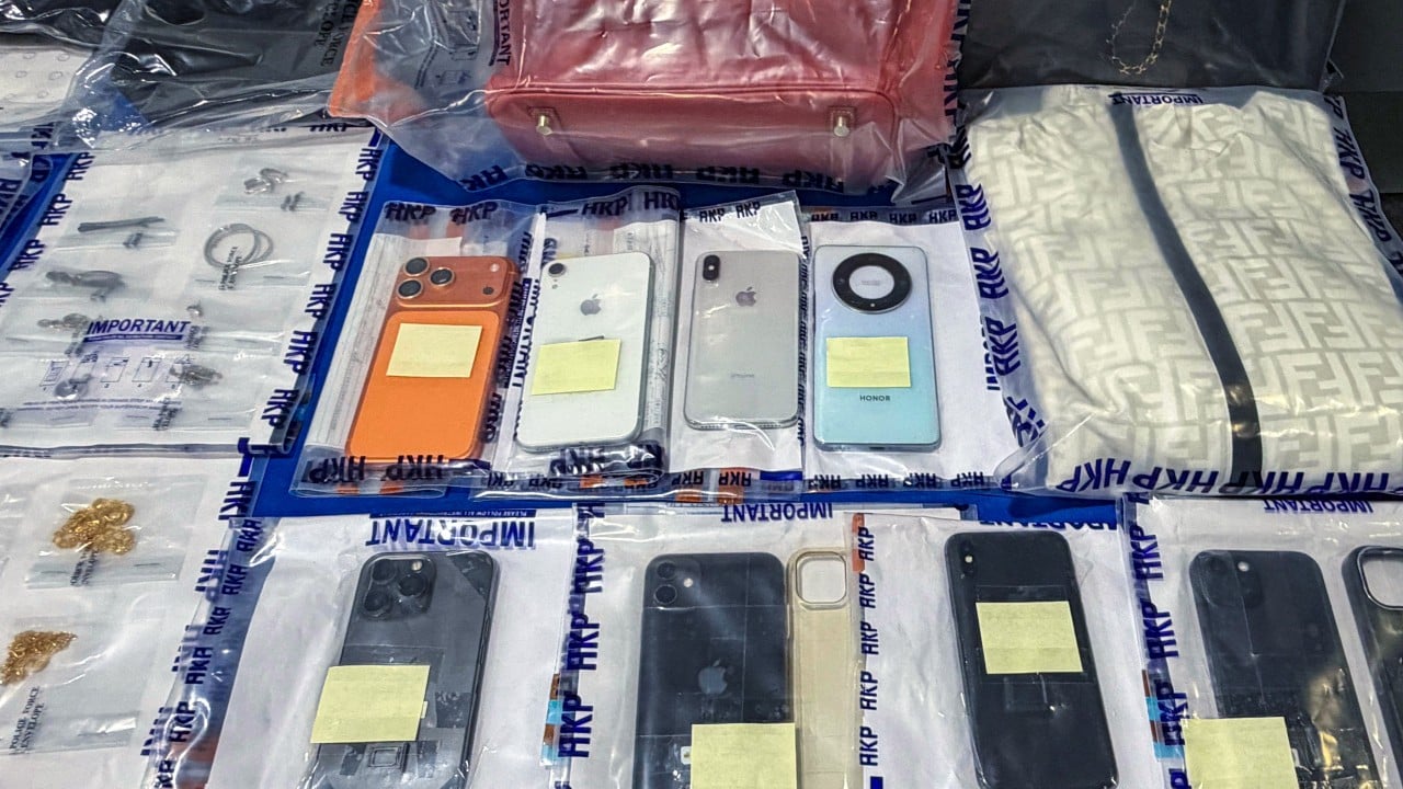 Hong Kong police arrest 7 in crackdown on credit card theft, fraud syndicate