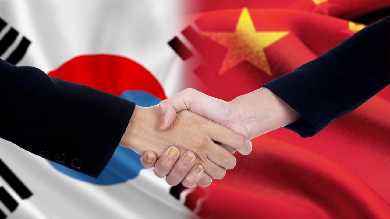 China’s diplomatic divide: red carpet for South Korea, cold shoulder for Japanese firms