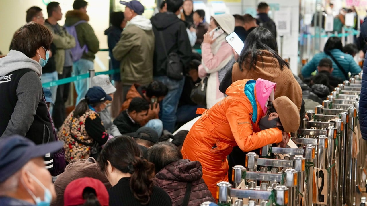 Hong Kong transport chief calls for urgent fix to driving licence application queues