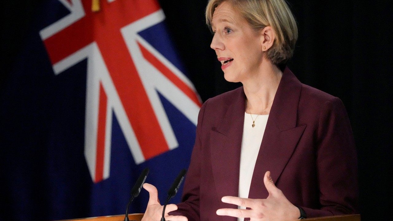 New Zealand central bank chief told to ‘stay in her lane’ after backing US Fed’s Powell