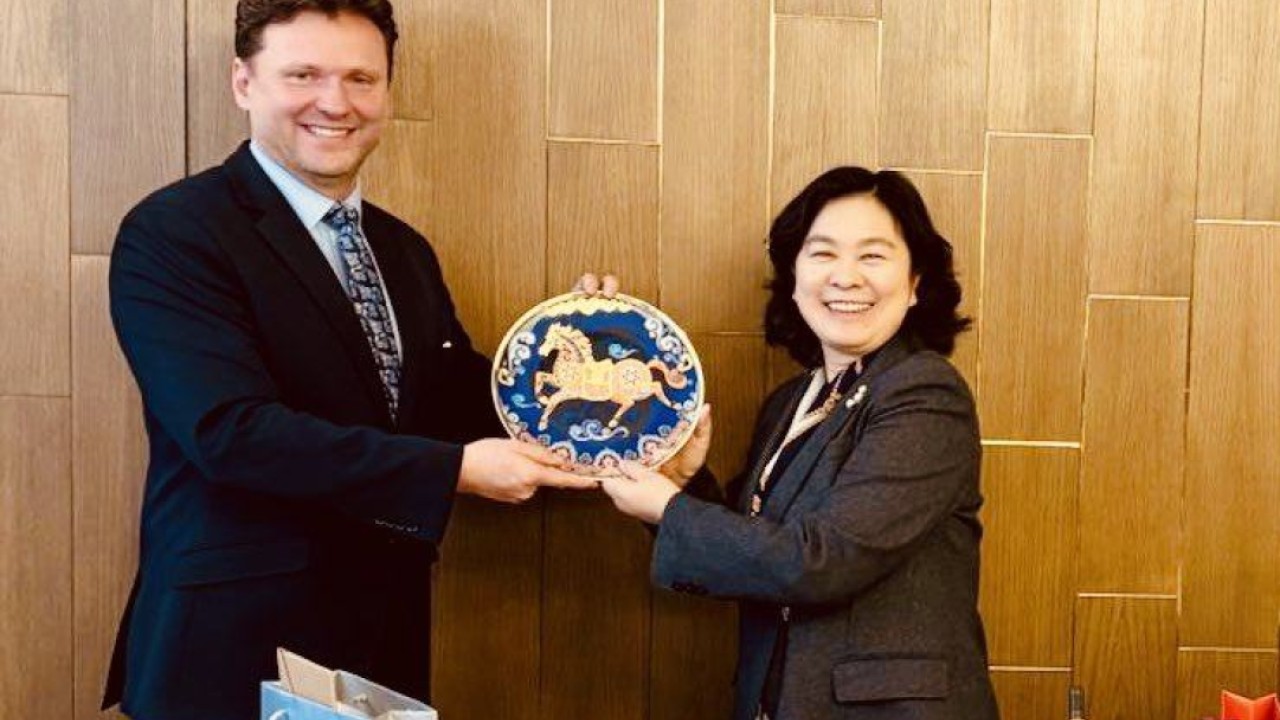 China’s charm offensive: Beijing bypasses Brussels in bid to soften EU trade push