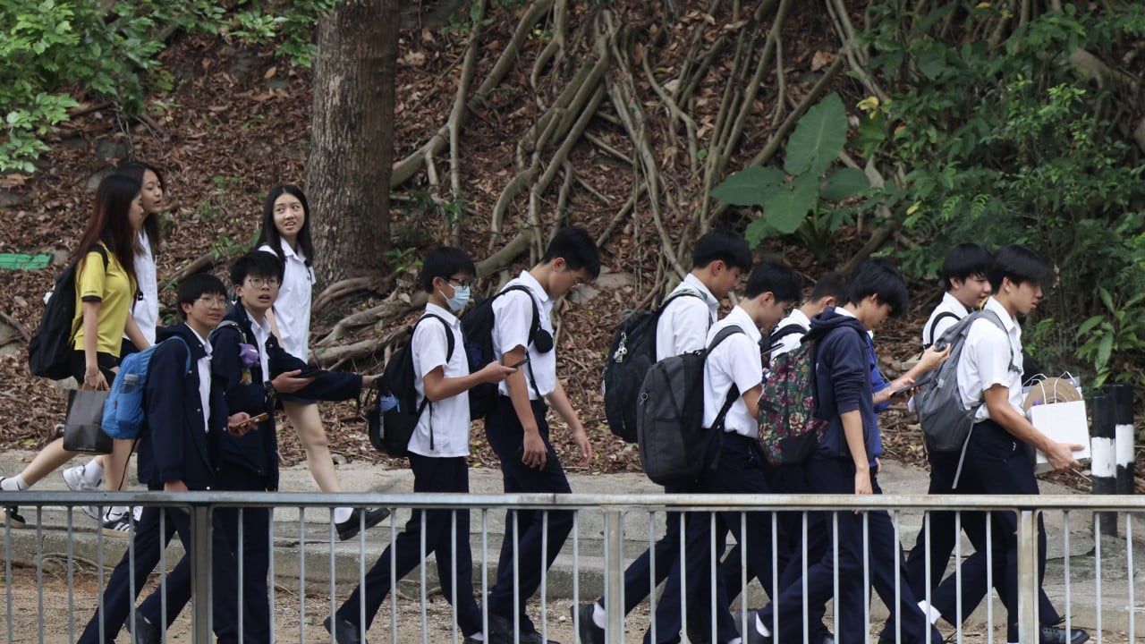 Hong Kong authorities to review medium of instruction in schools after major study