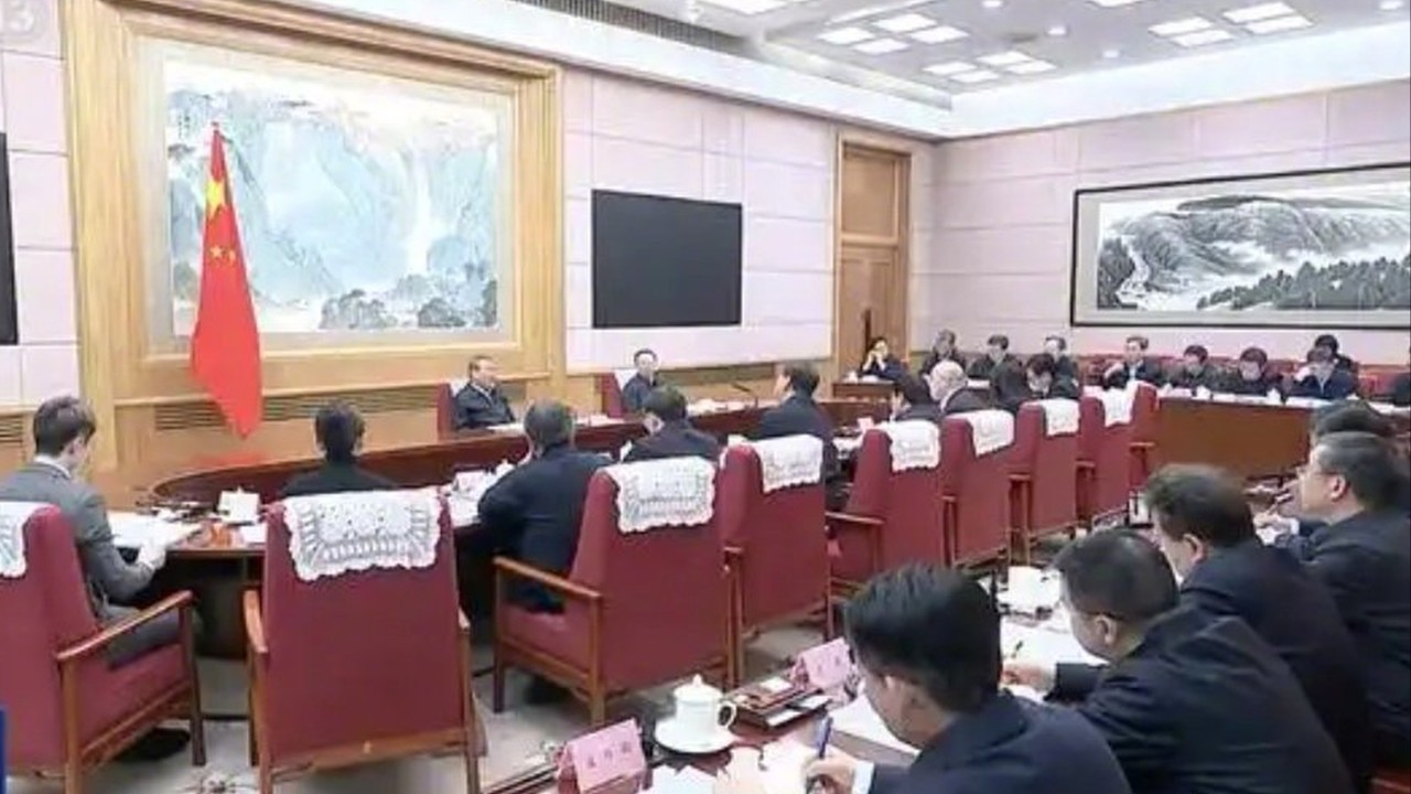 China signals global AI push as MiniMax CEO joins meeting with Premier Li Qiang