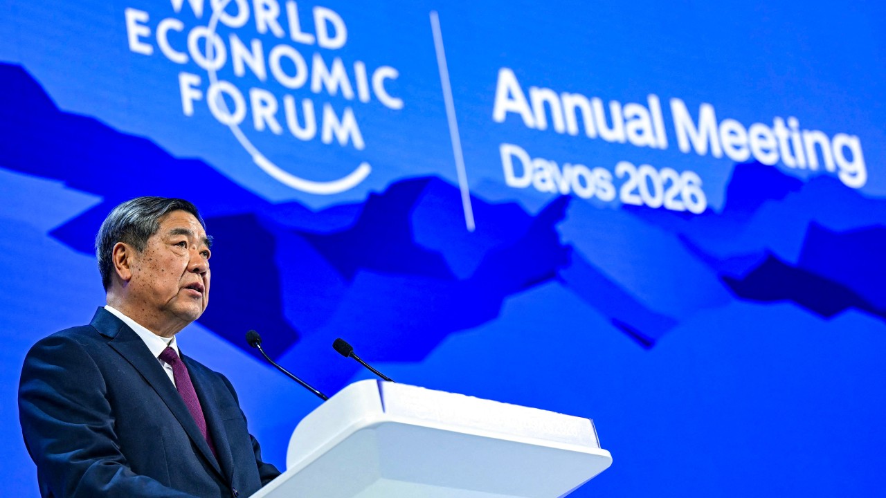 Chinaâs He Lifeng warns against âlaw of the jungleâ, blasts protectionism, at Davos