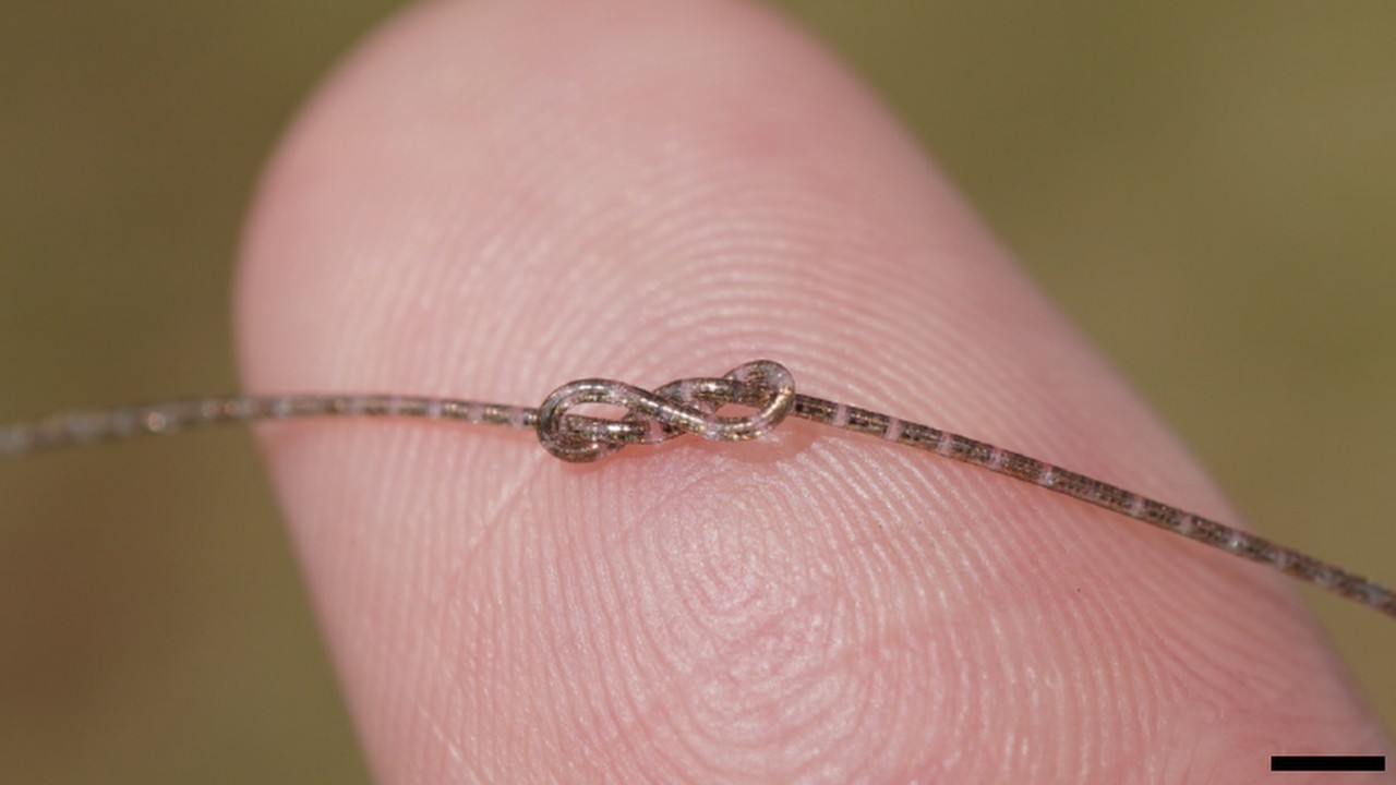 Chinese scientists shrink semiconductor chip into fibre as thin as human hair