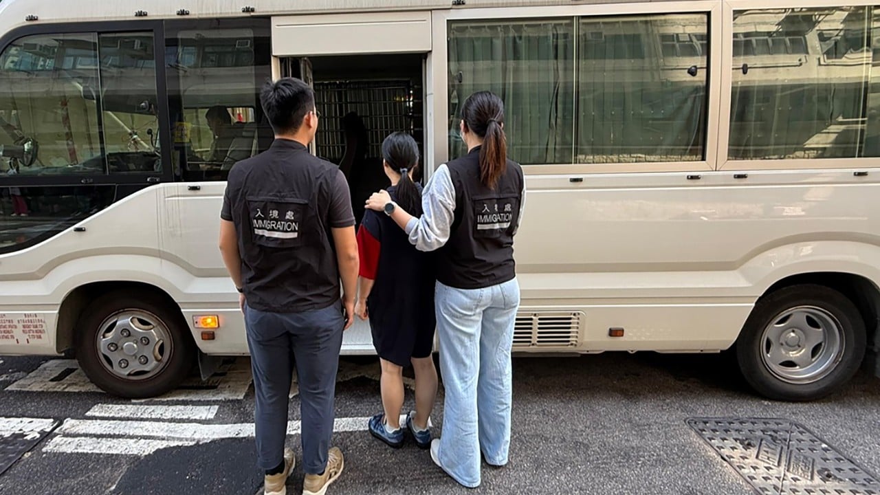 19 arrested in Hong Kong crackdown on illegal labour