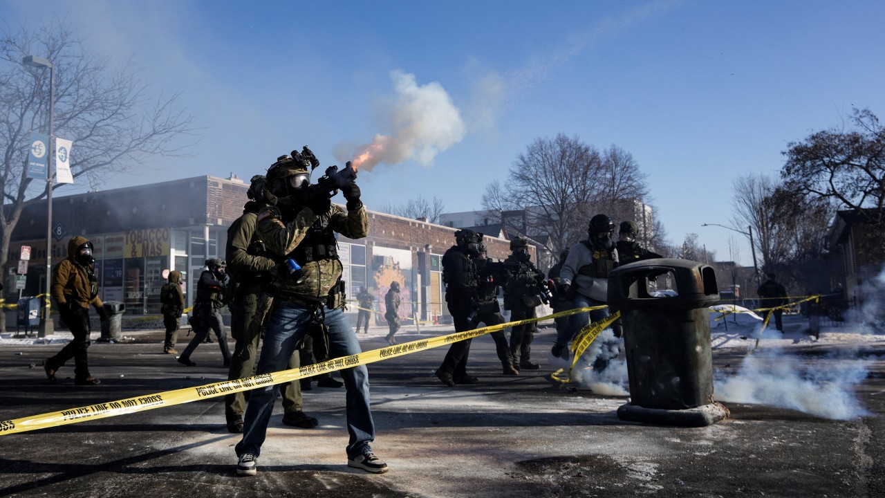 ICU nurse shot dead by federal officers in Minneapolis amid Trump crackdown