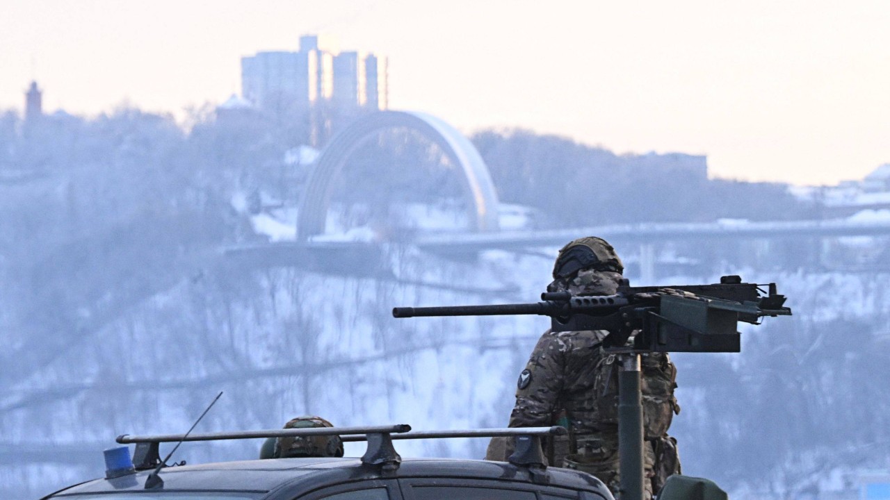 US-brokered Ukraine peace talks end with no deal, as Russian strikes continue