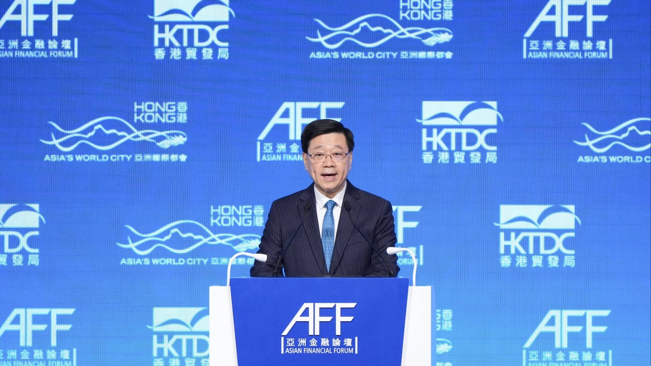 Foreign, mainland Chinese firms in Hong Kong hit record high with 11% surge