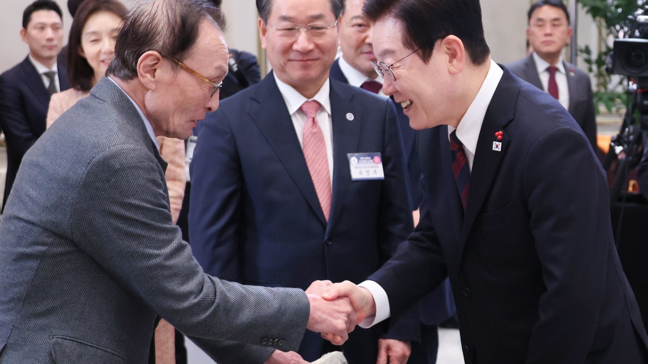 South Korea mourns ‘kingmaker’ Lee Hae-chan after fatal heart attack in Vietnam