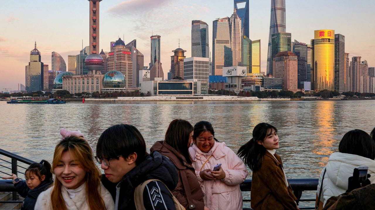 Explainer | Tale of 2 megacities: how did Beijing and Shanghai’s GDPs surpass 5 trillion yuan?插图 Explainer | Tale of 2 megacities: how did Beijing and Shanghai’s GDPs surpass 5 trillion yuan?插图