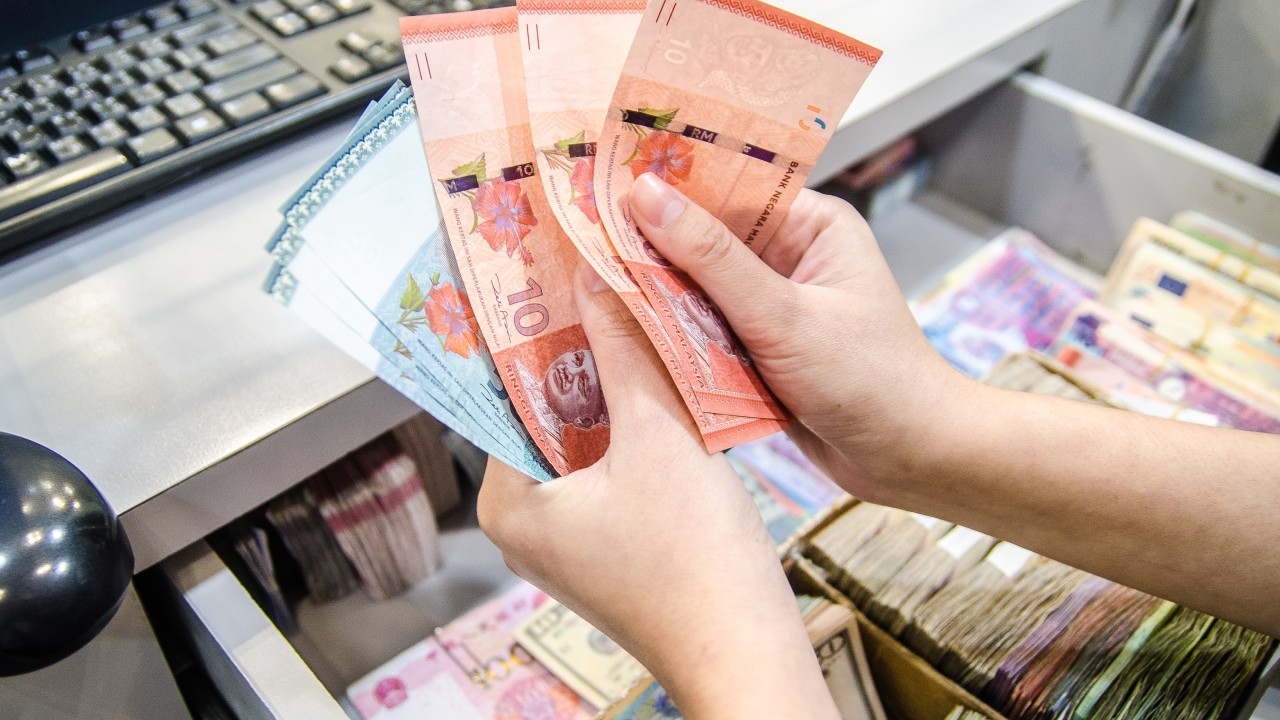 As Malaysian ringgit strengthens, Singapore shoppers in Johor reap less savings