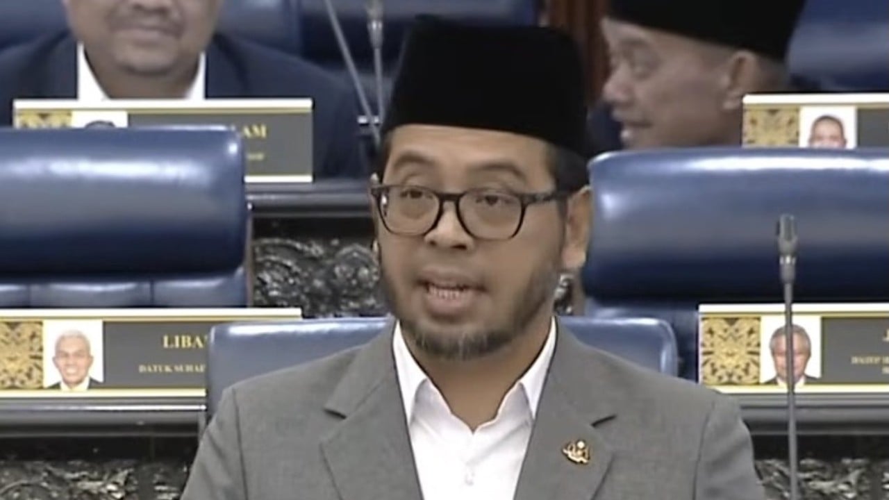 Malaysians lampoon minister over stress-gay link: ‘they never work hard in parliament?’插图 Malaysians lampoon minister over stress-gay link: ‘they never work hard in parliament?’插图