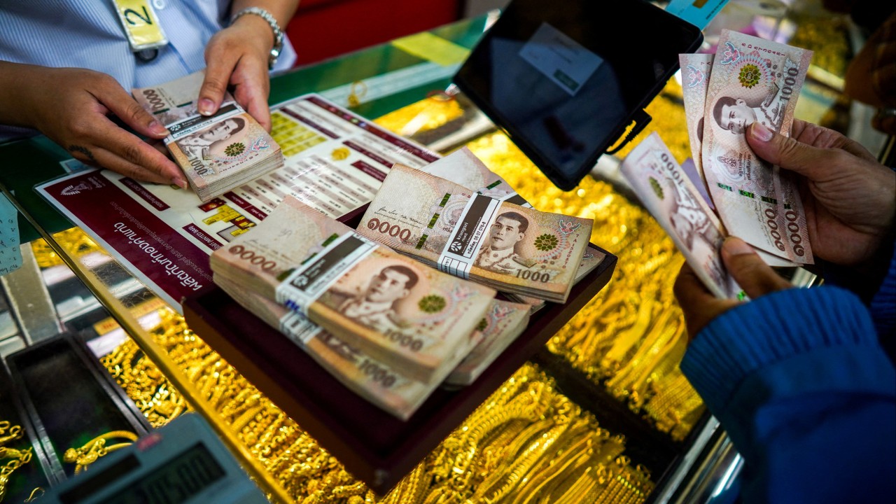 As the US dollar weakens, all that glitters is gold