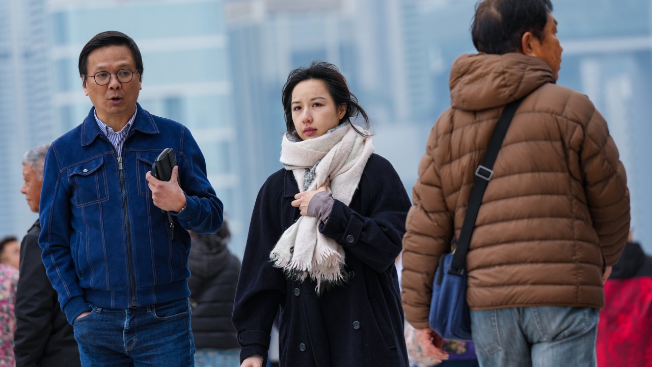 Hongkongers should brace for chilly Sunday as temperatures dip to 13 degrees
