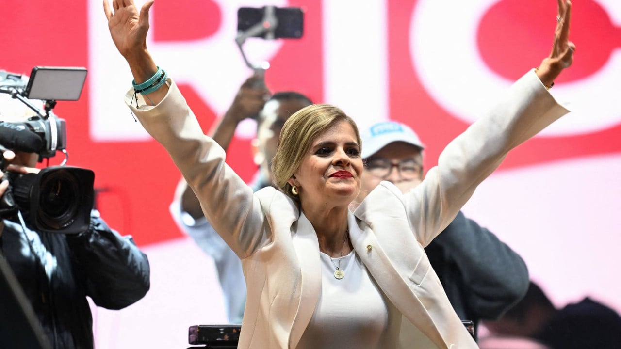 Costa Rica elects tough-talking right-winger for president