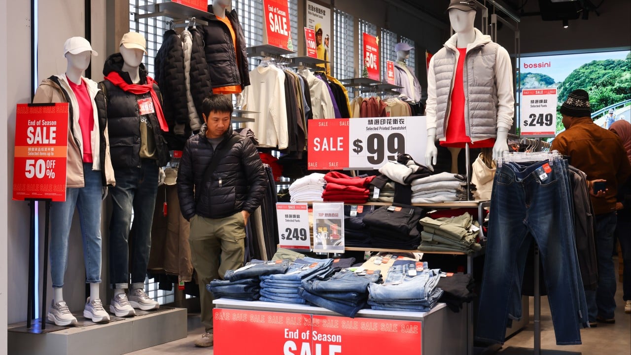 Hong Kong’s retail sales edge up 1% in 2025 after 7.3% decline in 2024