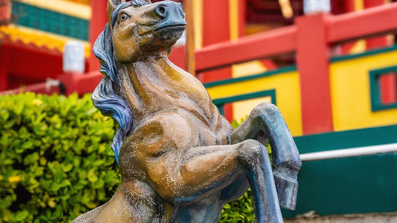 Year of the Horse 2026 feng shui advice for Horses for luck in money, love and health