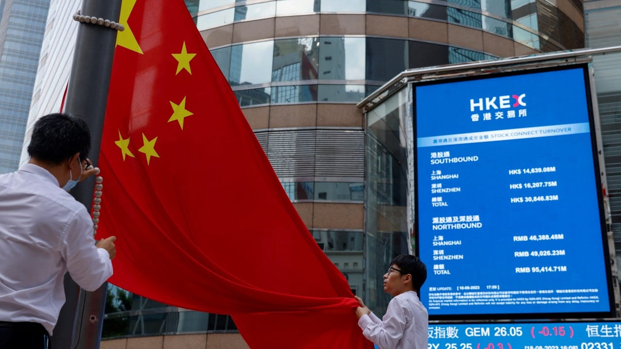 Stocks fall, Xi-Trump-Putin calls, Japan election