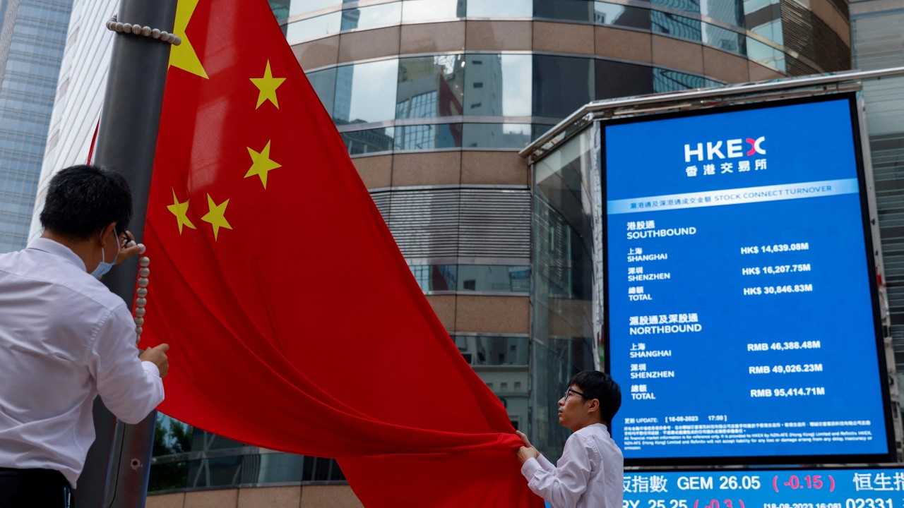 Stocks fall, Xi-Trump-Putin calls, Japan election Stocks fall, Xi-Trump-Putin calls, Japan election