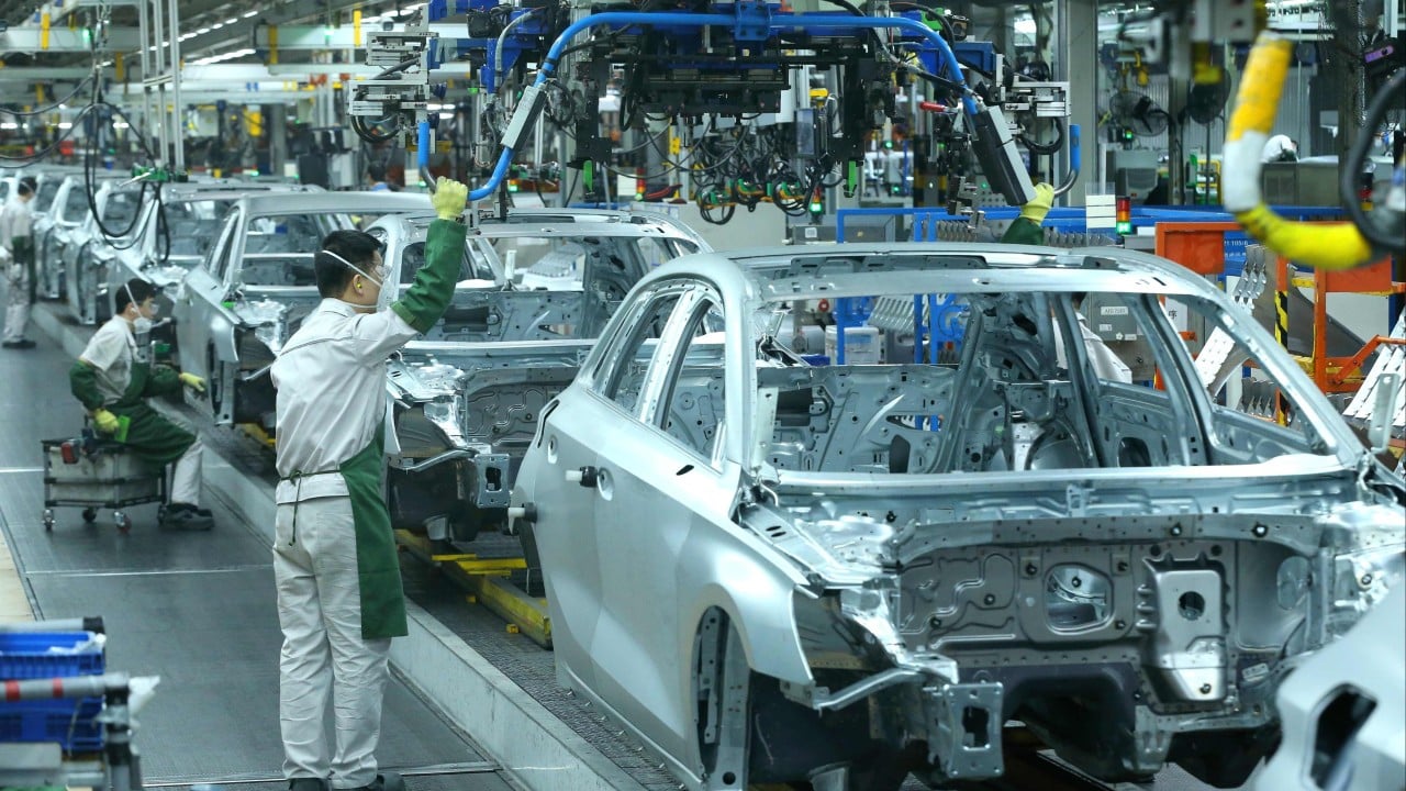 Stung by Trump’s policies, German multinationals cautiously pivot towards China