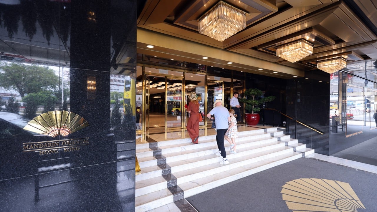 Hong Kong hotel removes seafood items from its restaurants amid food poisoning cases