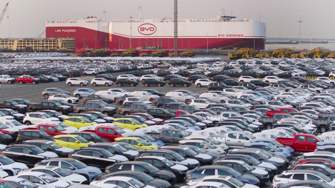 China’s EV sales boom runs short on battery life China’s EV sales boom runs short on battery life