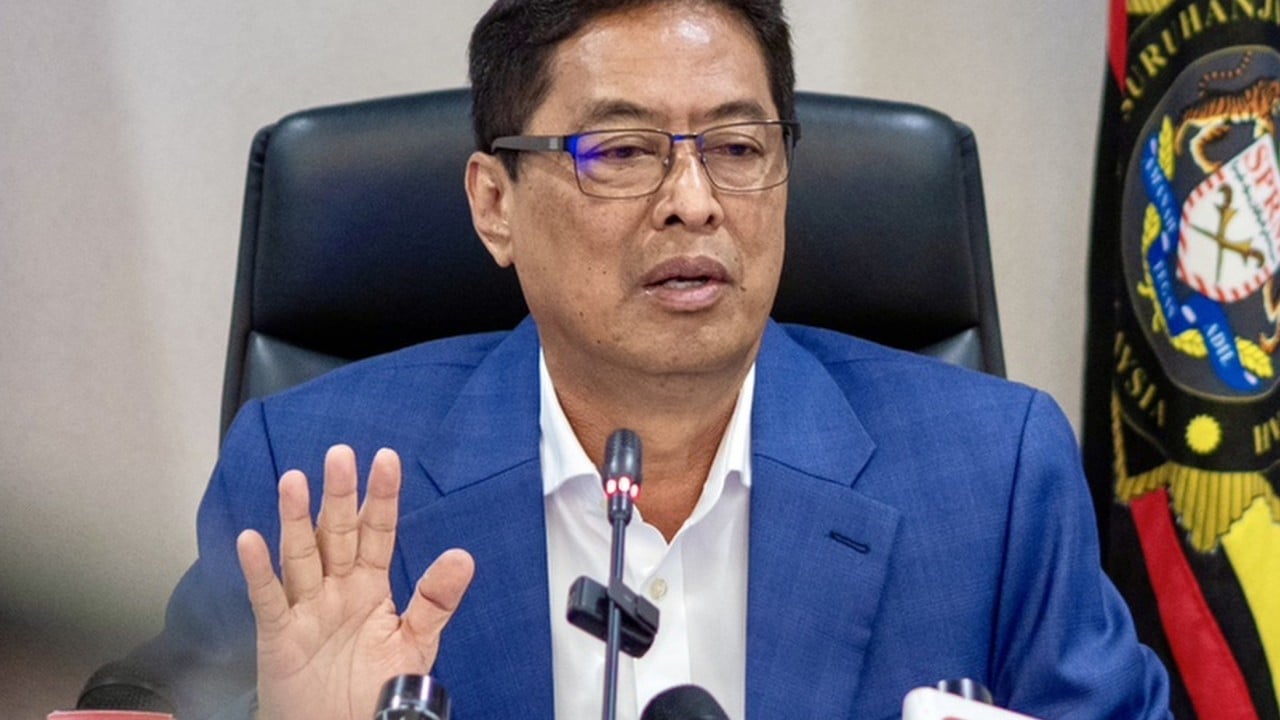 Malaysia’s Anwar defends anti-corruption chief over new share row: ‘read his explanation’