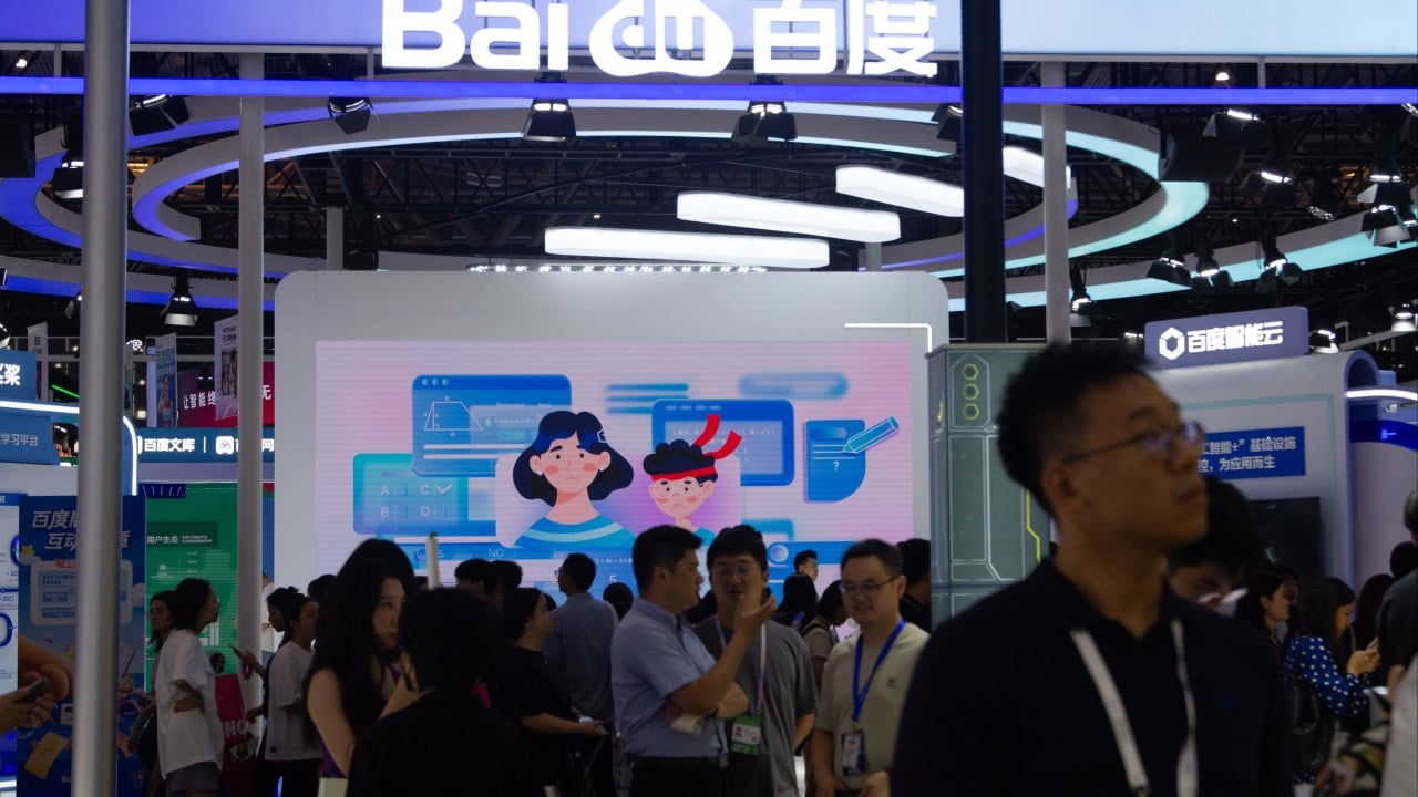 Chinaâs Baidu unveils AI-driven Wikipedia challenger in bid for international users