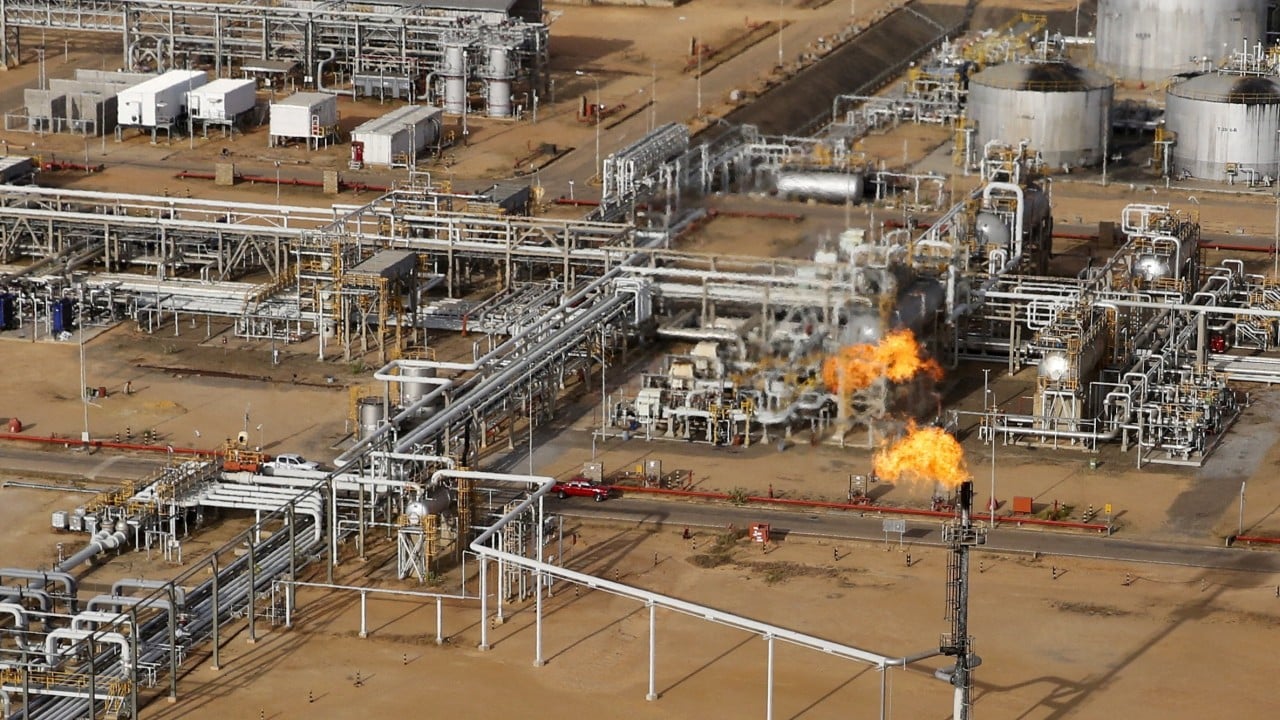 US allows oil majors to resume Venezuela operations