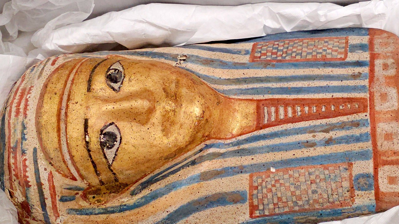 Australian police arrest man, recover stolen Egyptian artefacts after museum heist
