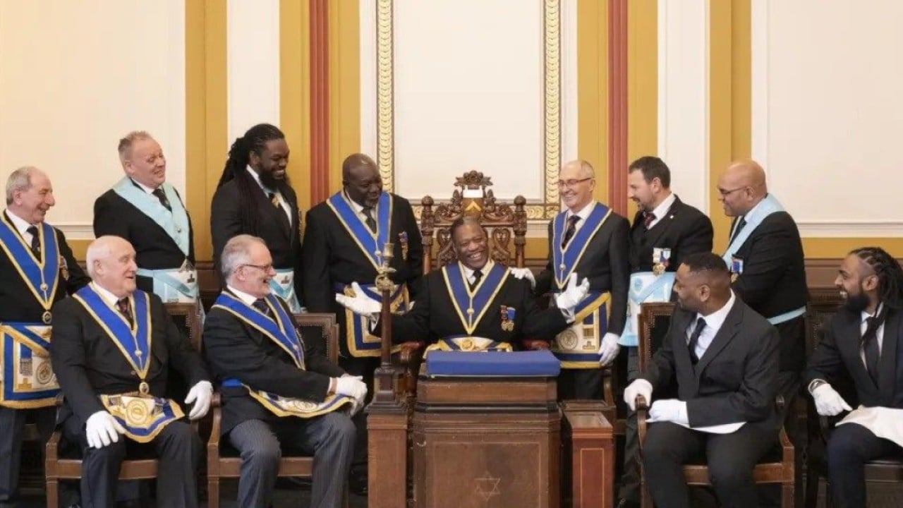 UK court rules London police can require officers to disclose Masonic membership