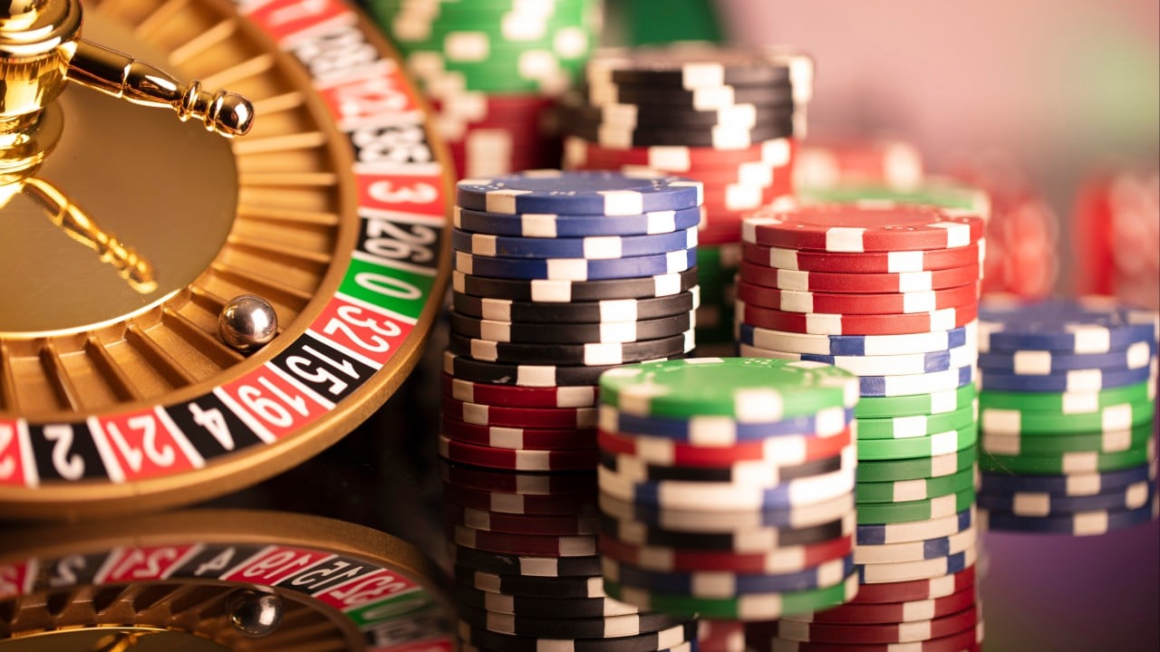 Chinese missions in Vietnam and Singapore warn citizens to stay away from gambling