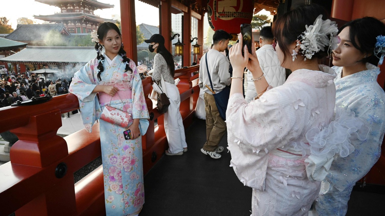 Chinese tourist arrivals to Japan plunge 41% in January amid simmering tensions