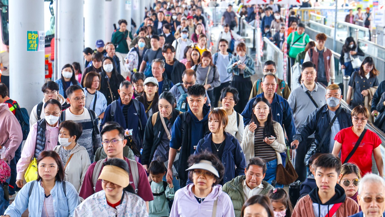 Hong Kong hotels, tourist-area eateries report brisk trade over Lunar New Year holiday