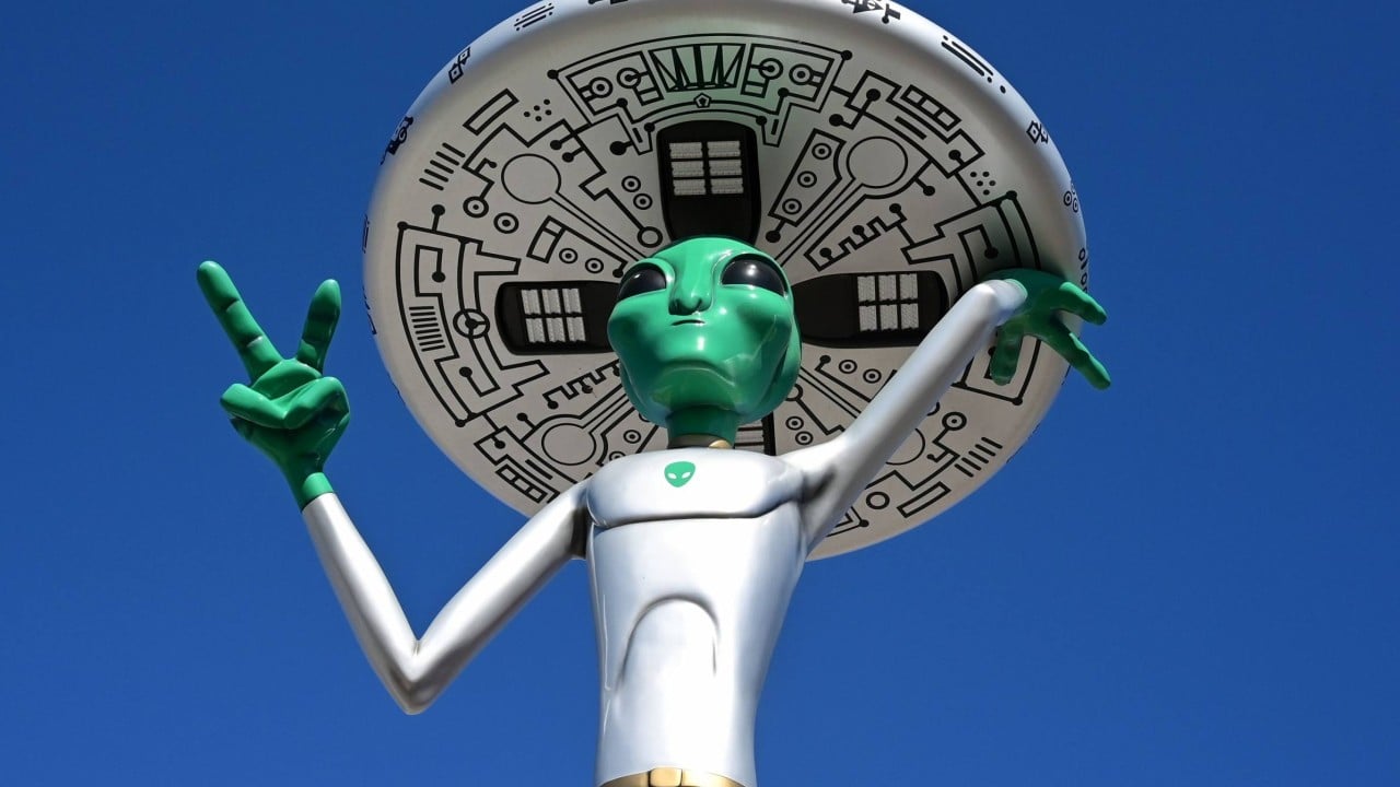 Trump says he’s ordering release of US files on UFOs and aliens