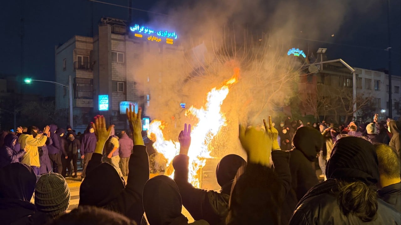 ஈரானில் போராட்டங்களைத் தொடர்ந்து 30 பேருக்கு மரண தண்டனை விதிக்கப்படும் என அம்னெஸ்டி தெரிவித்துள்ளது