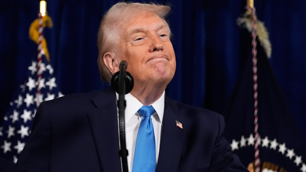 டிரம்ப் ரகசிய ஆவணங்கள் தொடர்பான அறிக்கையை வெளியிட அமெரிக்க நீதிபதி நிரந்தரமாக தடை விதித்தார்