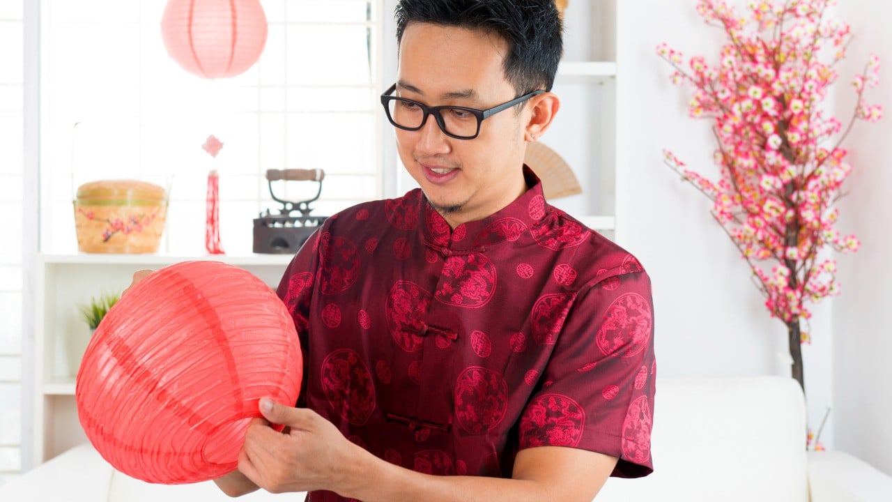 China youth spend Spring Festival away from ‘nosy’ relatives, take part-time jobs for extra cash