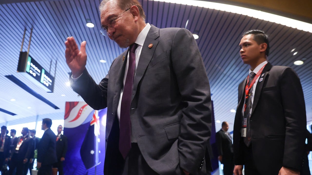 Malaysia’s Anwar faces pressure as allies demand new probe into MACC allegations